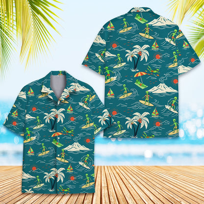 Detailed front view of the surf hawaiian shirt