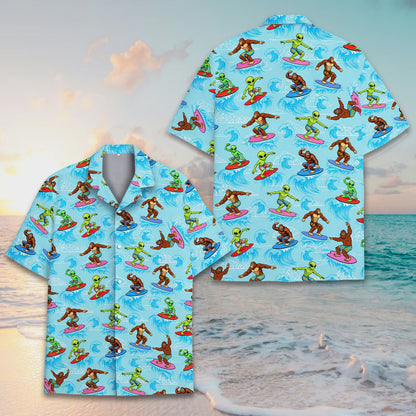 Alternative detailed view of the surfing pattern on the hawaiian shirt