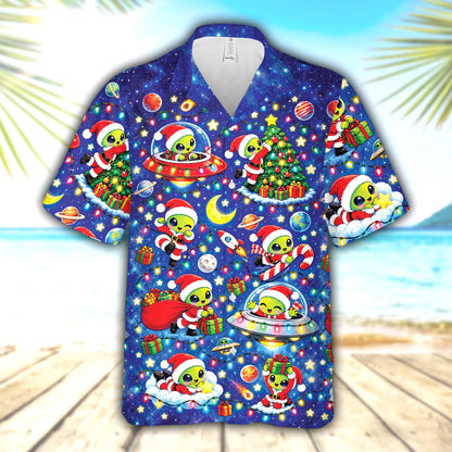Family wearing the matching christmas alien hawaiian shirts