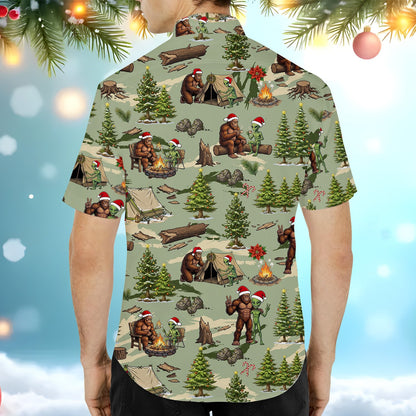 Back view of the christmas bigfoot and alien hawaiian shirt