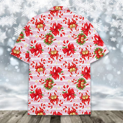 Another back view of the holiday hawaiian shirt