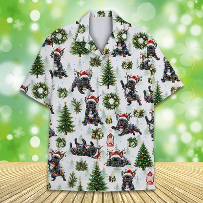 Close-up of the front design with dogs in Santa hats