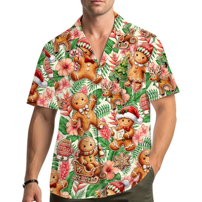 Family wearing matching hawaiian shirts during the holidays, lifestyle view