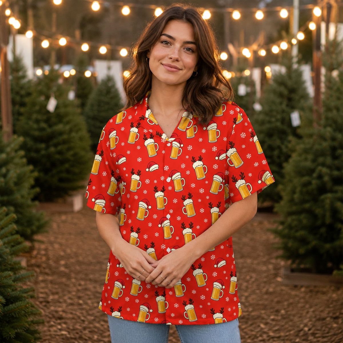 Person wearing the matching family hawaiian shirts with christmas beer mugs pattern