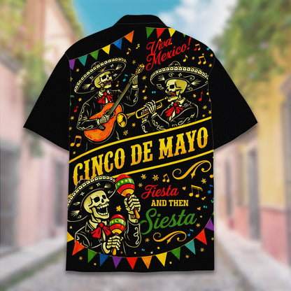 Detailed back view of the festive hawaiian shirt