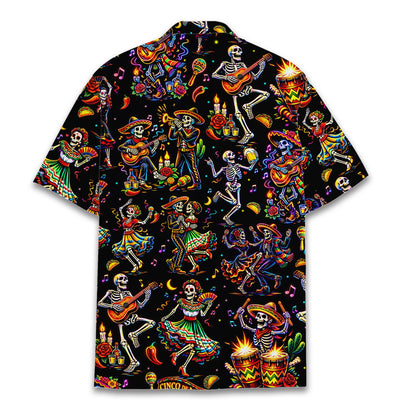 Back view of the festive matching family hawaiian shirt design
