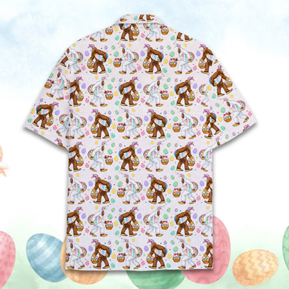 Alternative back view of the holiday hawaiian shirt