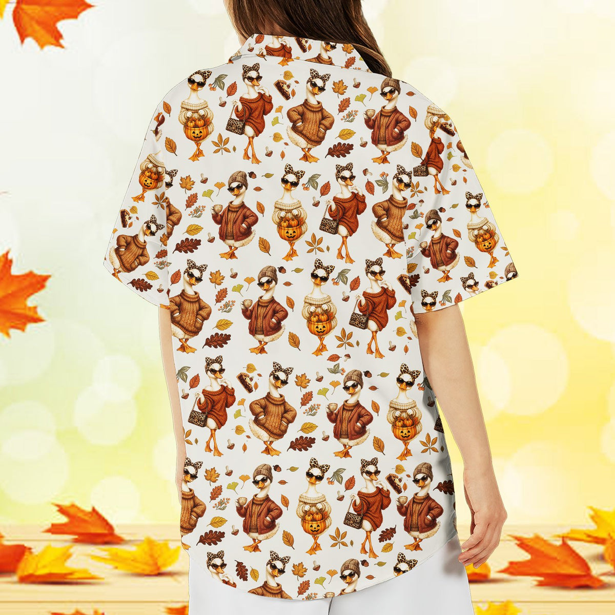 Detailed back view of the autumn patterned shirt
