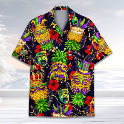 Detailed view of the tropical matching family hawaiian shirts