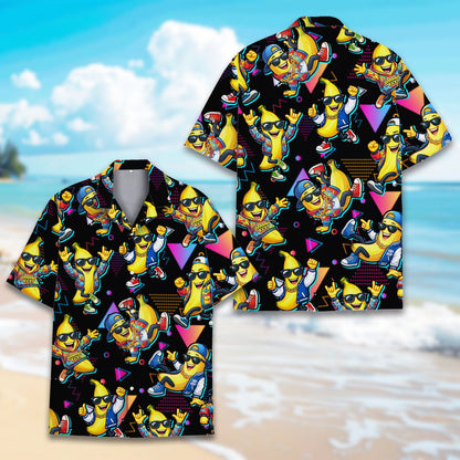 Abstract retro hawaiian shirt detail, front view