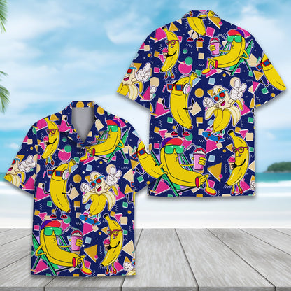 Detailed front view highlighting the 80s geometric pattern on the retro hawaiian shirt