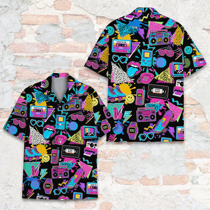 Detailed front view of the retro hawaiian shirt with 80s and 90s pattern