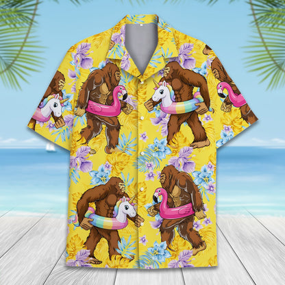 Detailed front view of the yellow tropical hawaiian shirt
