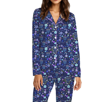 Close front view of holiday pajama set