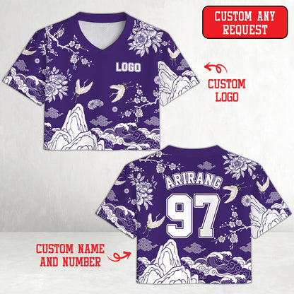 Front detail view of the traditional baseball jersey